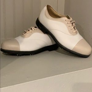 NWOT Nike Air Women’s Comfort Golf Shoes Sz 6.5